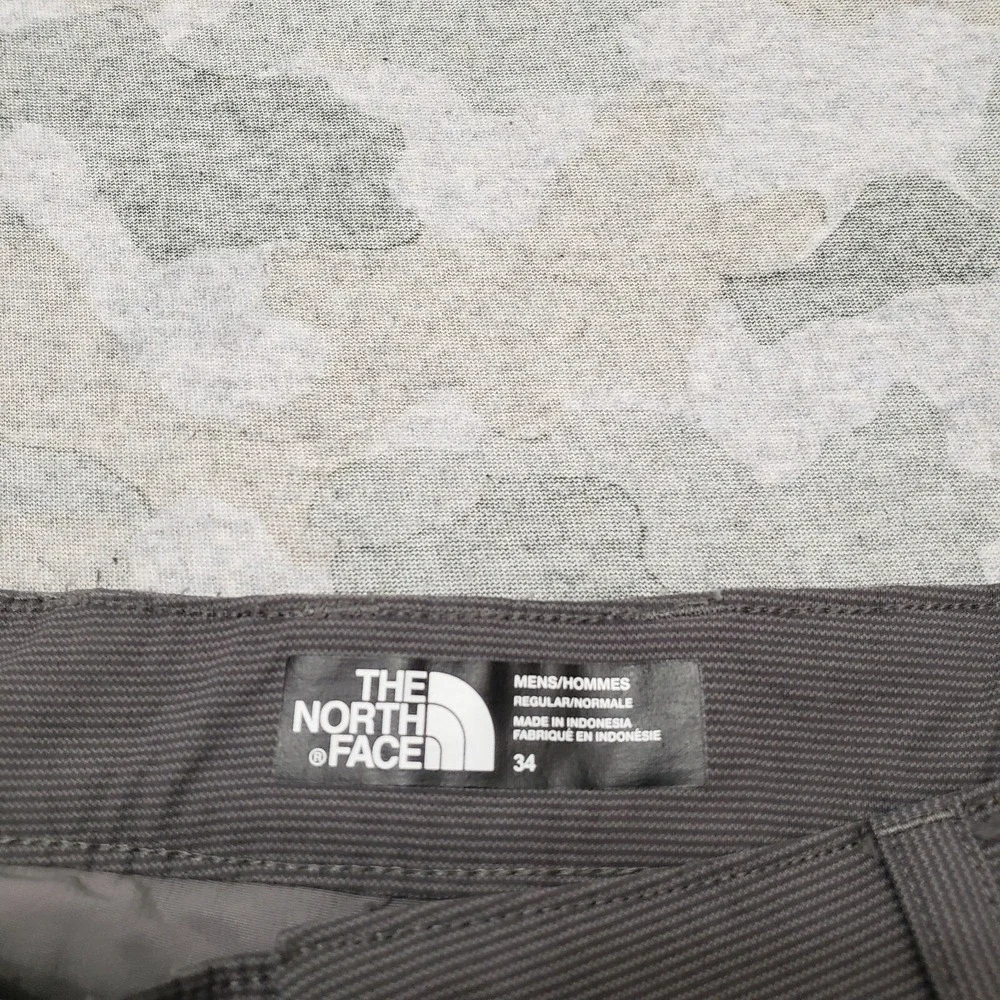 The North Face Shorts Men's 34 Gray Lightweight Pockets Bermuda Hiking Travel‎